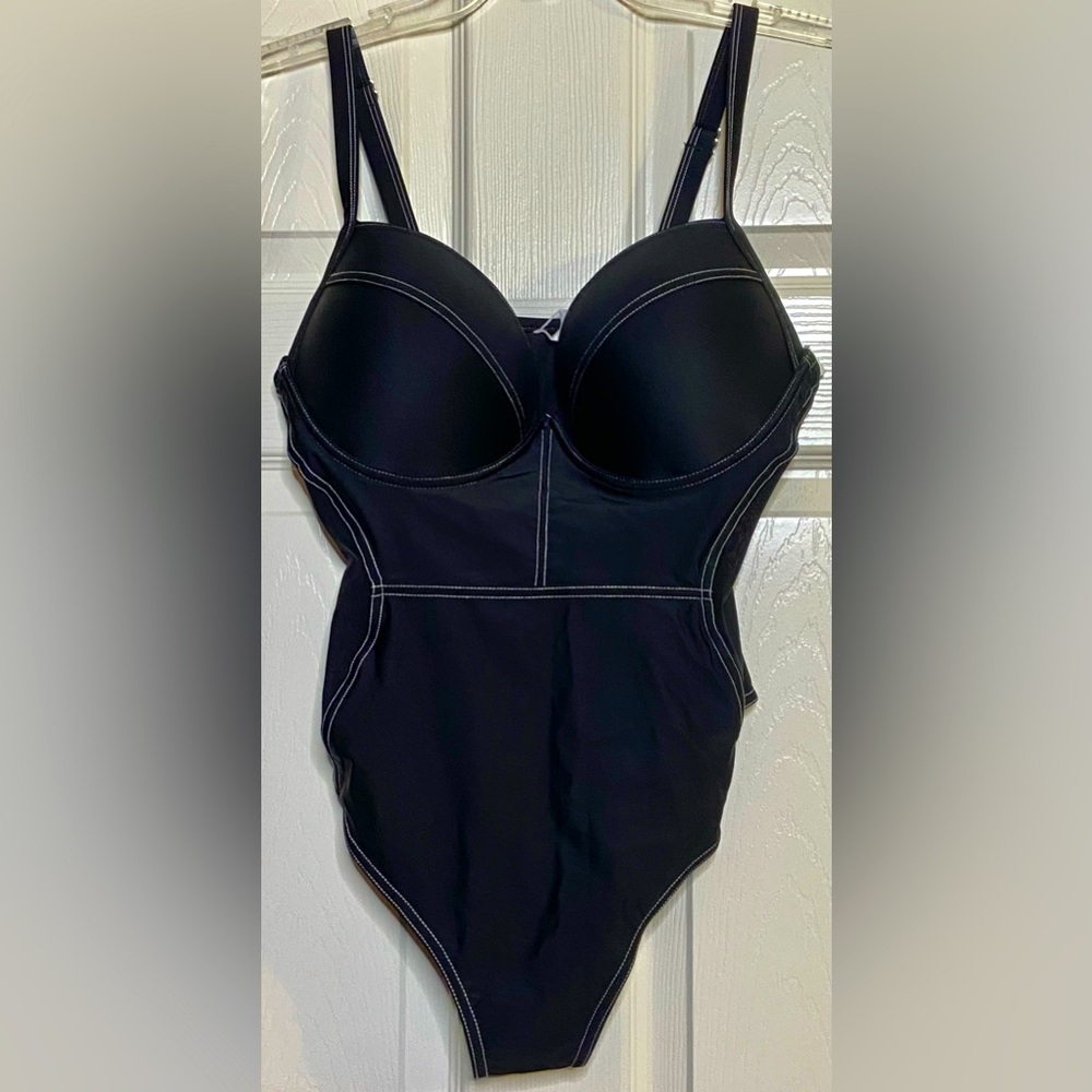 Cupshe Black One-Piece Swimsuit with White Topstitching